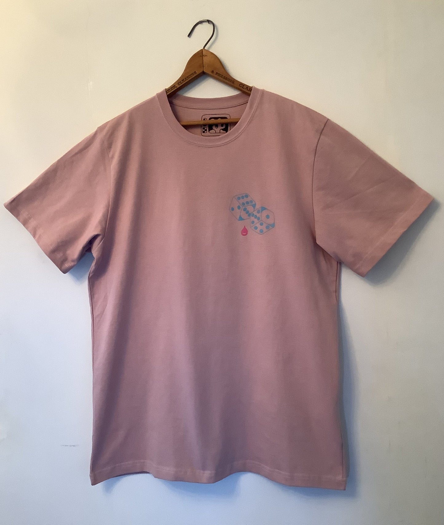 Janky's Dagger & Dice Unisex Tee DUSTY ROSE